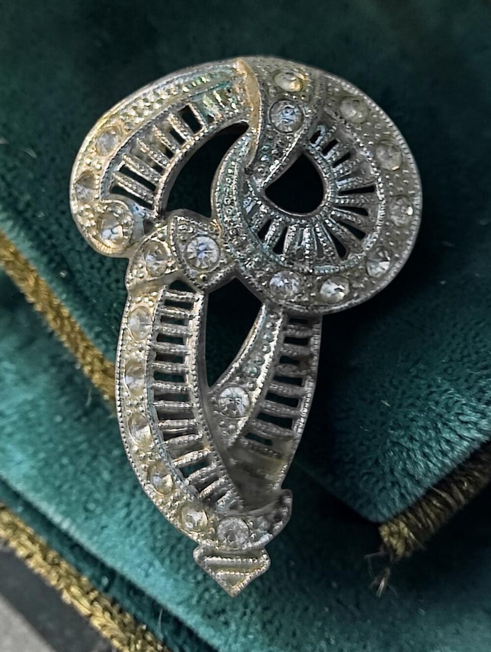 Vintage Art Deco Dress Clip